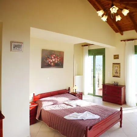 וילה Kato Sleeps 6 *
