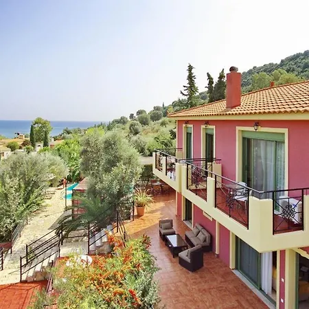 וילה Kato Sleeps 6 קאטליוס